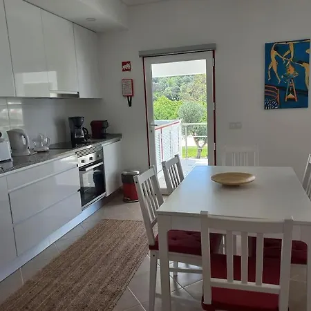 Casa Citrus Limao - Between The Hills & The Ocean *